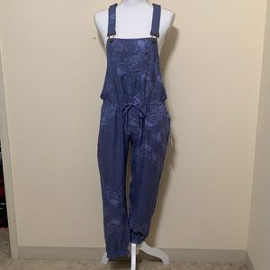 NWOT O’Neill paisley overalls